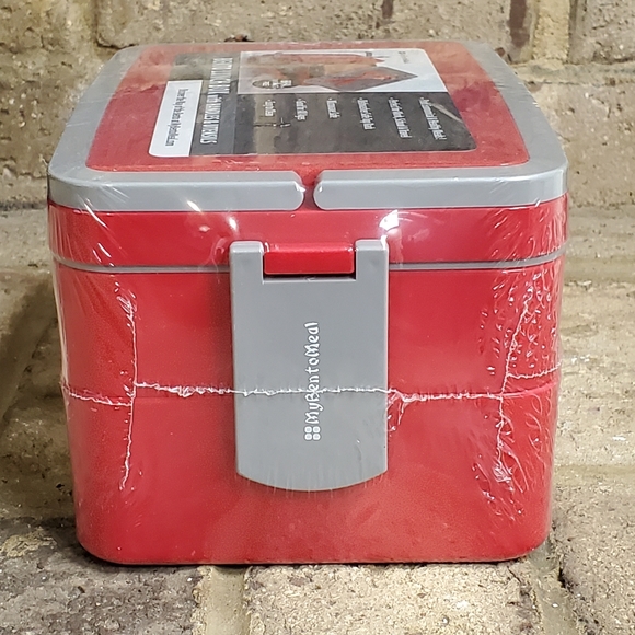 Bento Lunch Box with Handles & Utensils - Picture 3 of 3